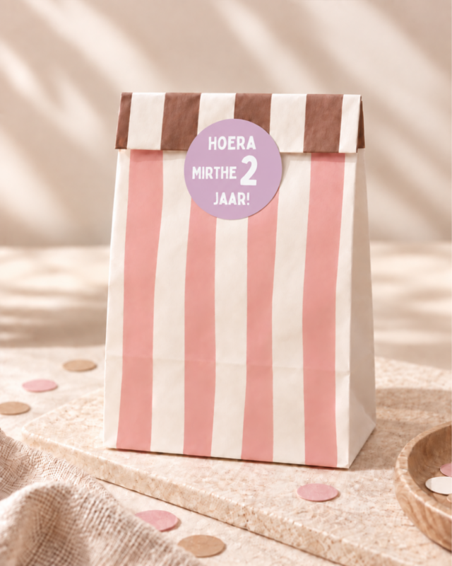 Gepersonaliseerde sticker paars | vel 24 stuks